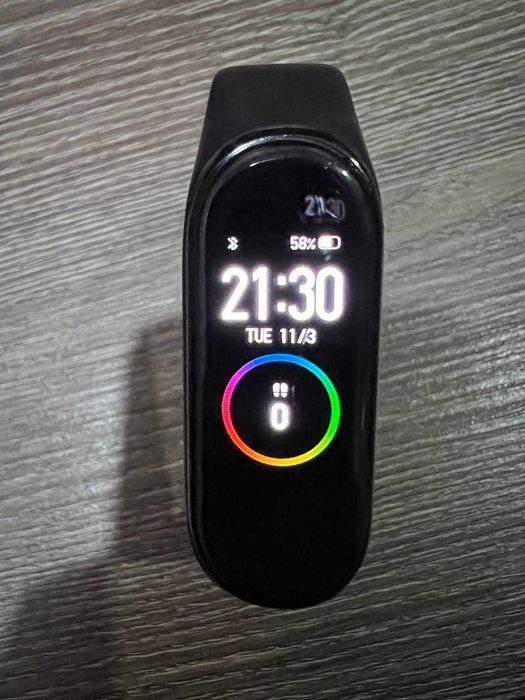 Mi band 4 holati ajoyib