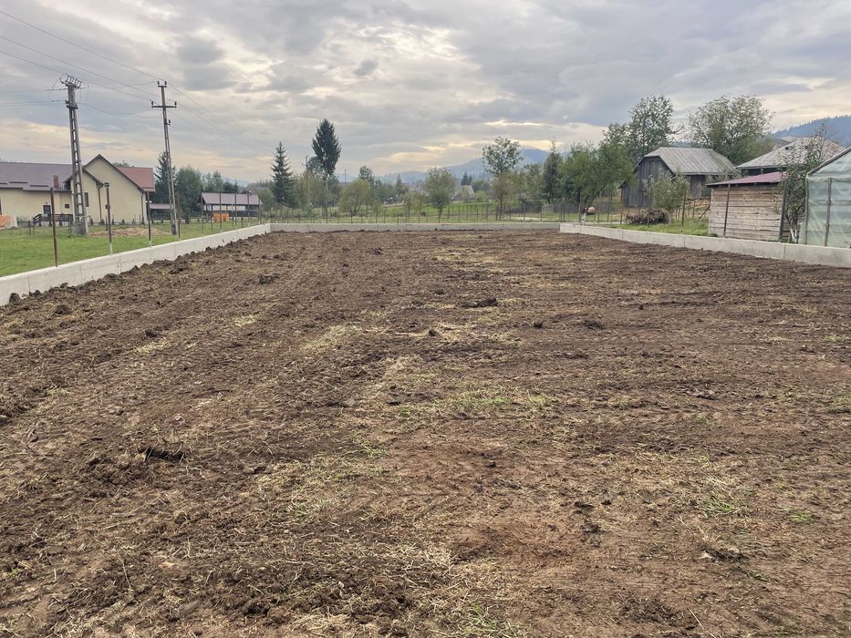 Vand teren intravila in Manastirea Humorului , 1014 m !