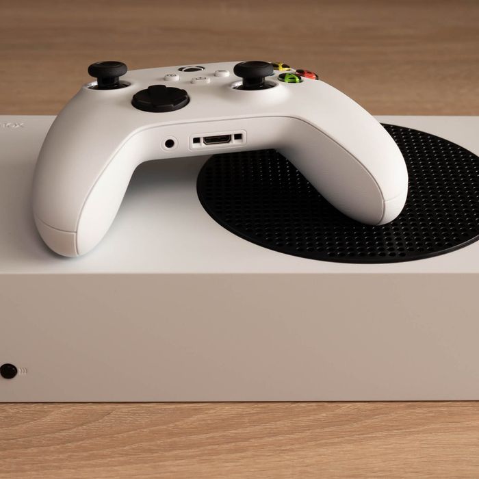 Xbox Series S с играми