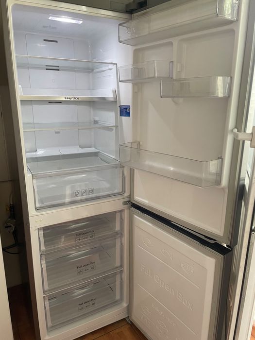 Продам холодильник Samsung