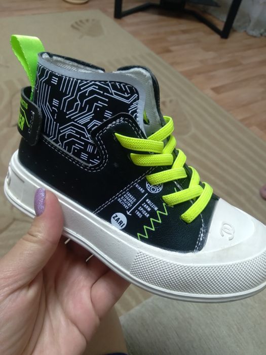 Продам кеды р.27