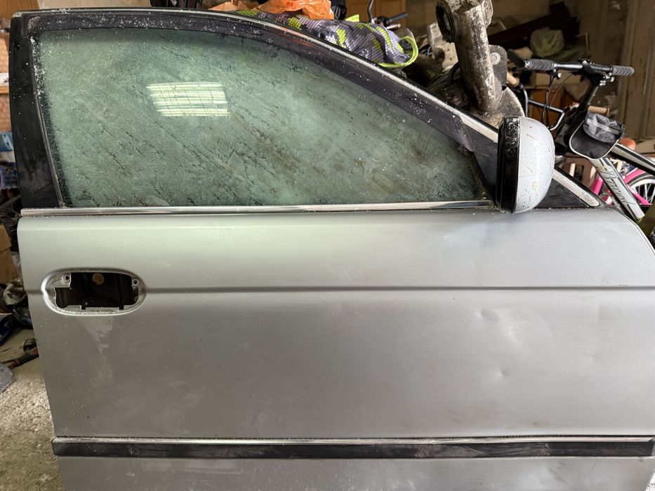 Продам двери BMW e39