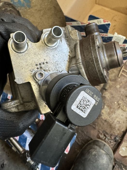 Injectoare plus pompa inalte audi a5