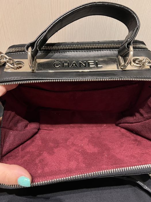 Geanta Chanel, neagra, piele ecologica 20x15 cm
