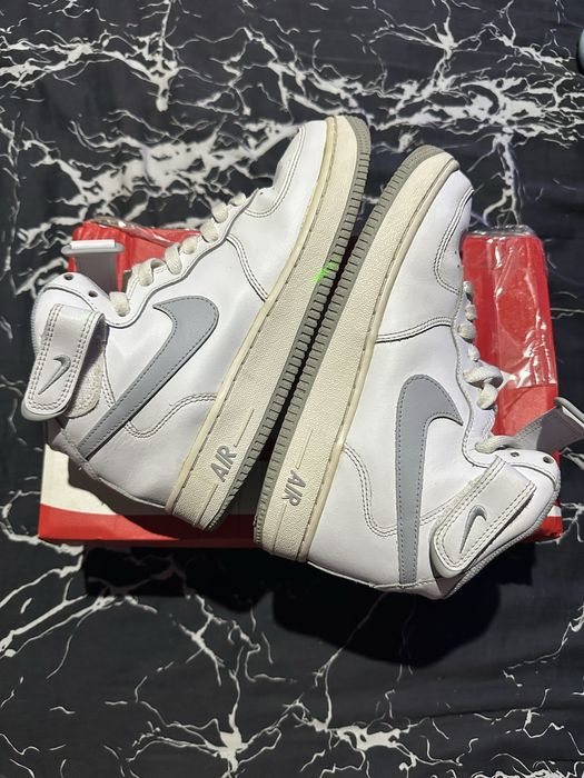 Nike air force 1 mid le white wolf grey