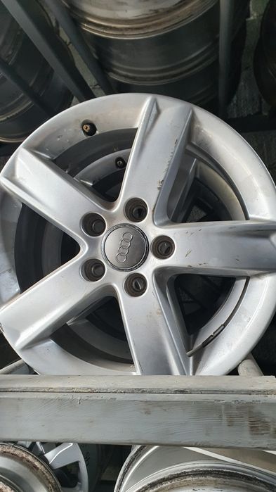 Jante Aliaj audi R16