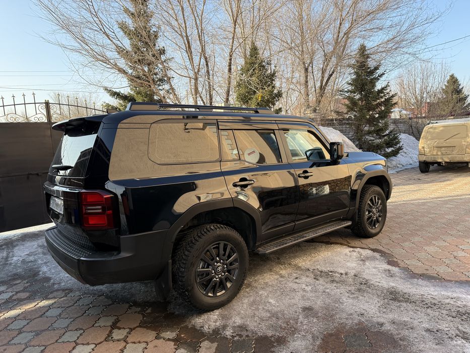 Land cruiser prado 250