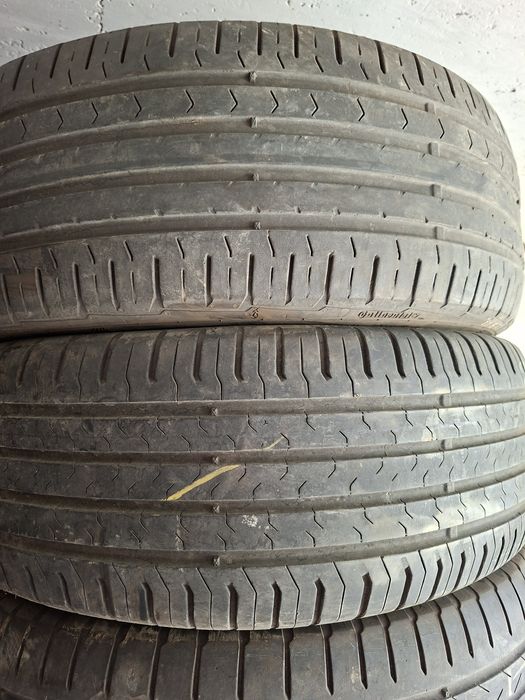 Продам шины. 215/55/17  континенталь