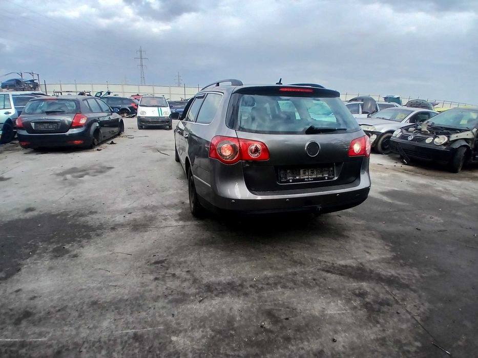 Dezmembrez Vw passat b6 2.0 bmr dsg