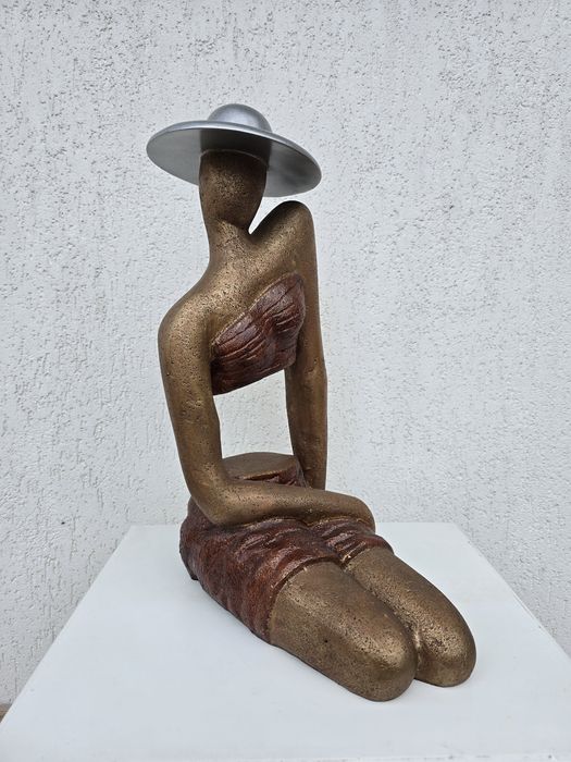 Statueta decorativa din bronz I 50cm / 33cm