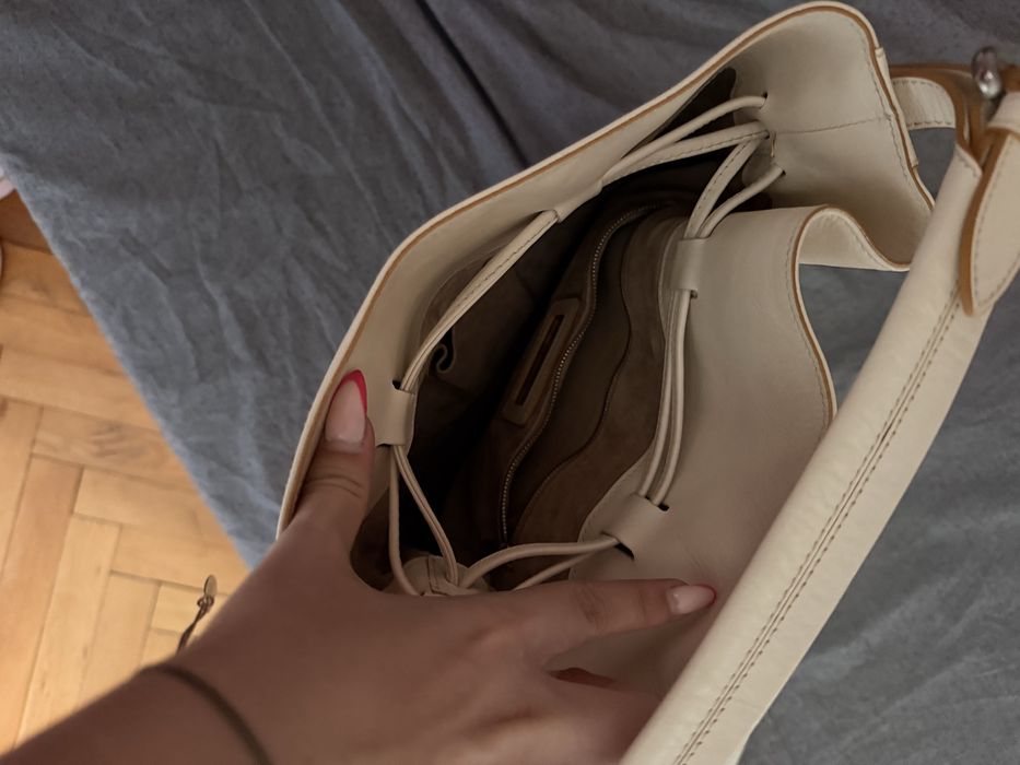 Оригинална чанта на Furla