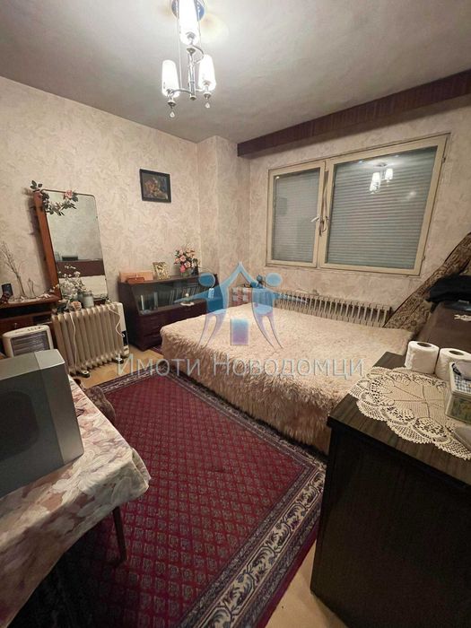 Двустаен, Шумен, Център