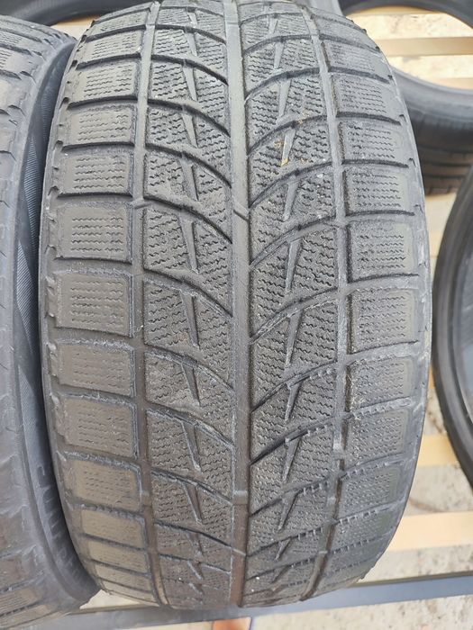 Шины пара 245/45 R17