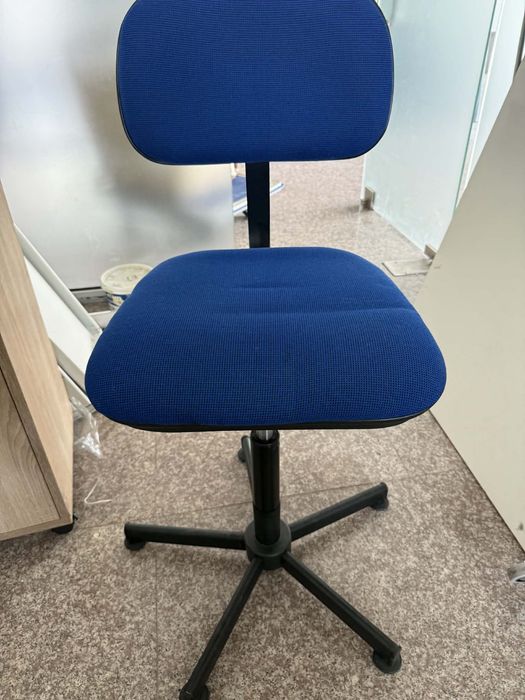 4 броя Офис столове