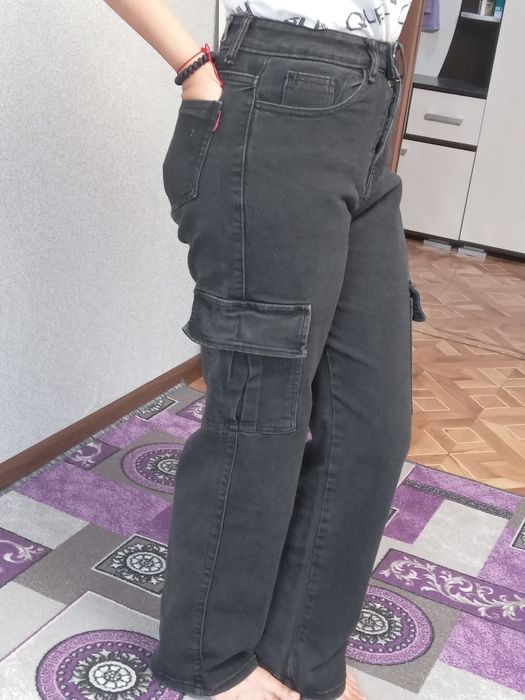 Продам джинцы.  .