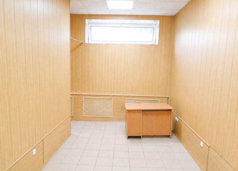 Продам коммерческие помещения 42.3м² напротив ж/д вокзала