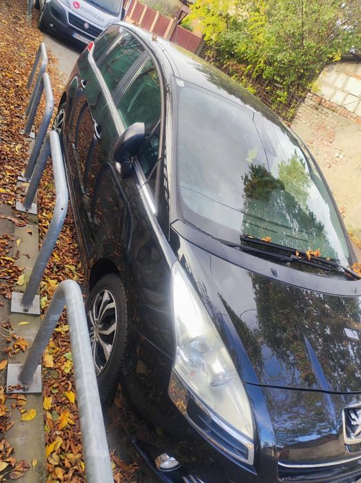 PEUGEOT 5008 2011 — imagine 3