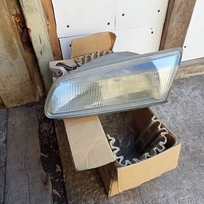 Фары на Тойота Камри 20