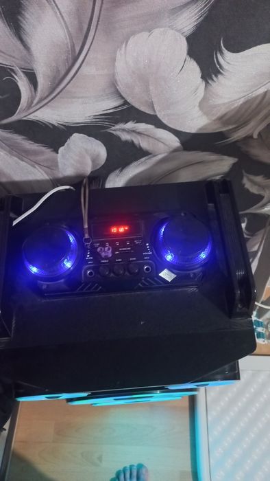 Продам колонку .