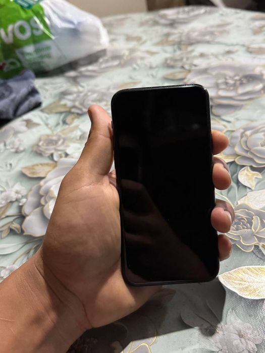 Iphone 11 pro srochni