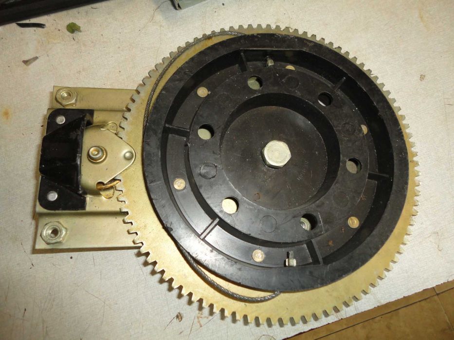 Серво-ПГУ-КАМАЗ Мост главини,болтове 8 т.р-ке,Ремби,Камаз,Шкода