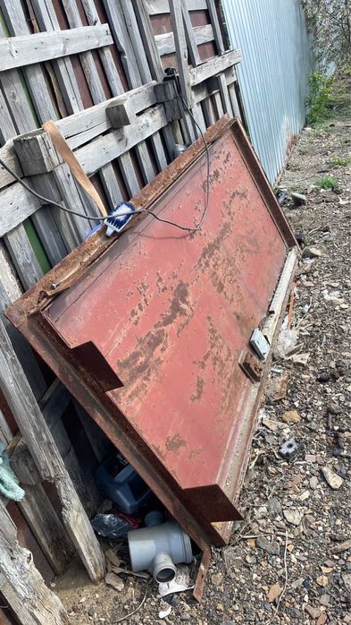 Продается Железная дверь