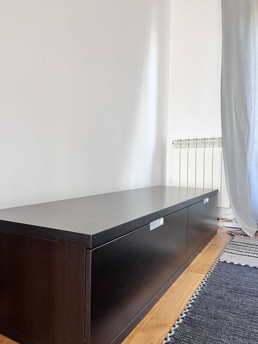 Comoda-tv neagra