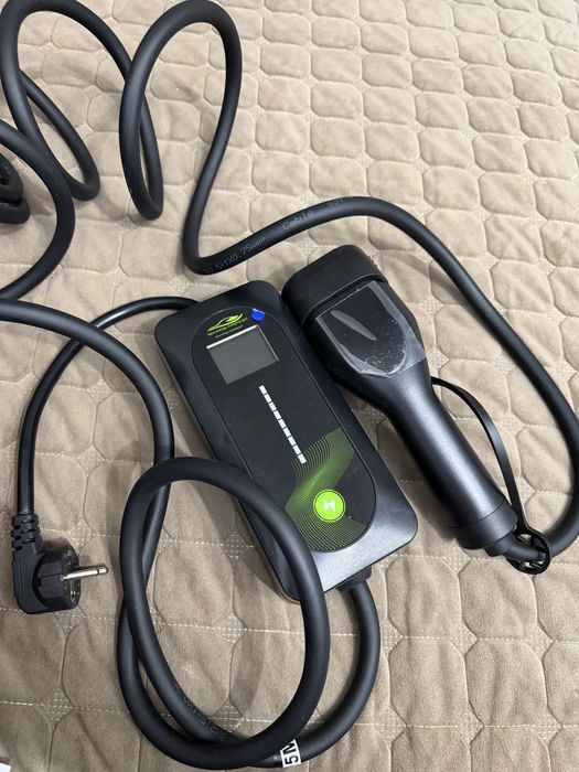 Продам зарядку для электромобилей