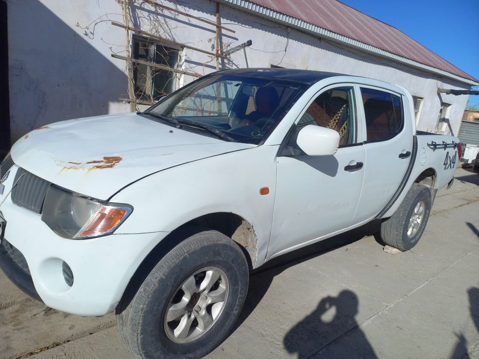 Машина пикап 2006