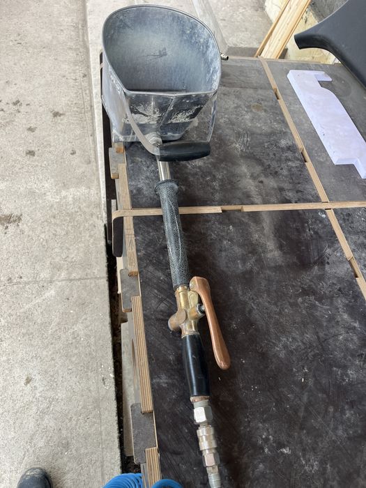 Хоппер Ковш для штукатурных работ