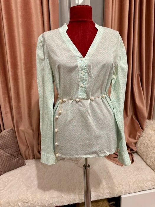 Cămașa vaporoasă Tommy Hilfiger in carouri baby blue marimea M