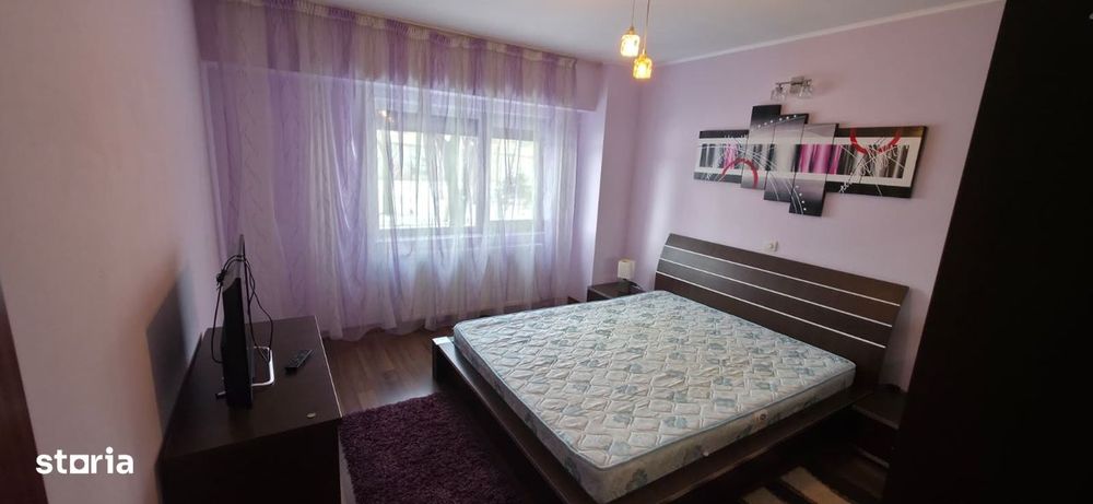 3 camere decomandat zona Orizont