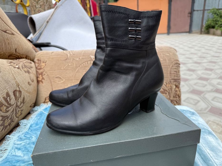 Полусапоги Emmate. Кожа