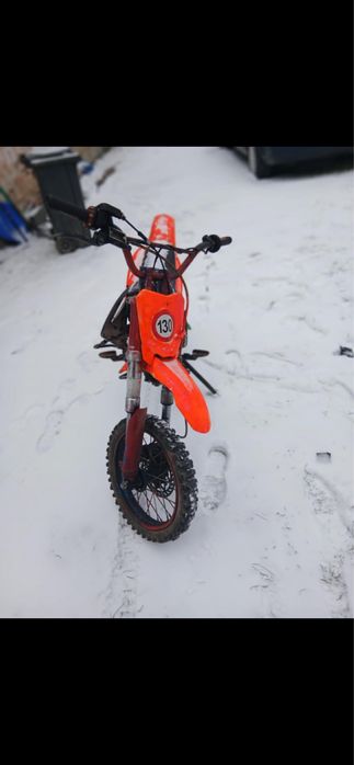 Vând cross 125 preț 1500 de lei