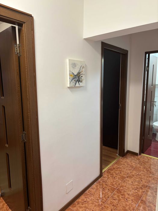 Apartament doua camere decomandat