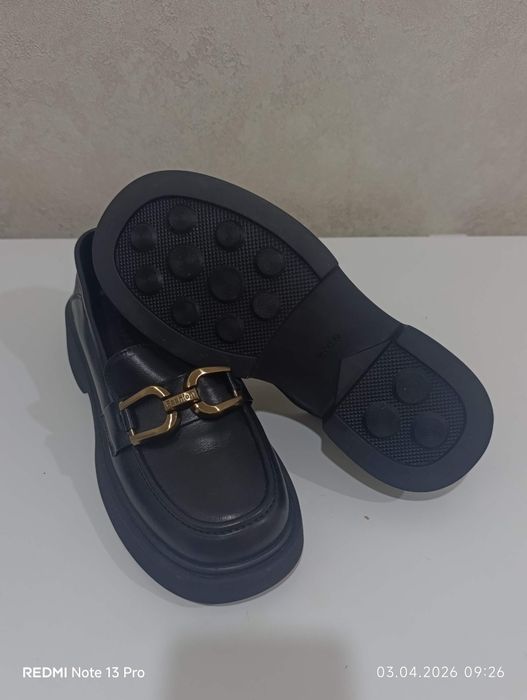 Одежда и обувь женская