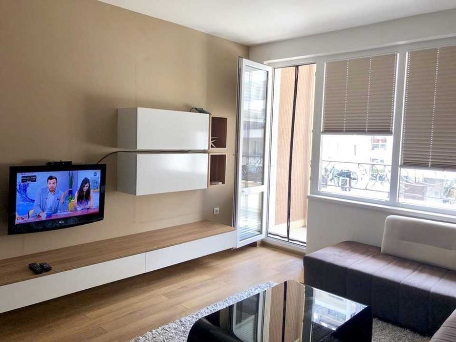 Дава се под наем Двустаен апартамент в Бургас, Зорница - 64 кв.м за 114.75 € - Снимка #2