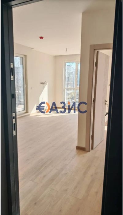 Продава се Двустаен апартамент в к.к. Слънчев бряг - 55 кв.м за 1020 €/кв.м - Снимка #1