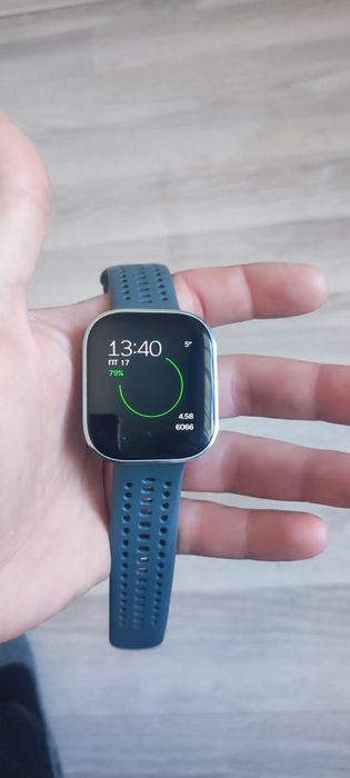 Продам смарт часы Amazfit bip 6