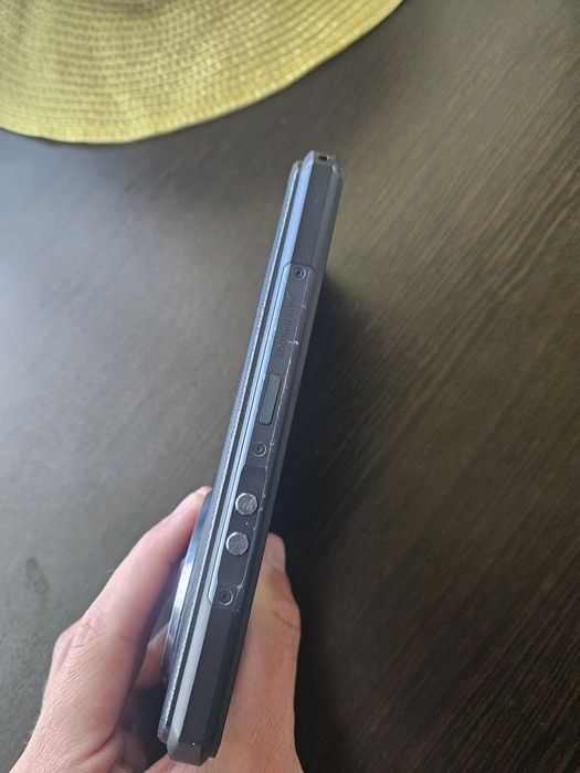 Ouktiel WP39 удароустойчив IP68 телефон с голяма батерия