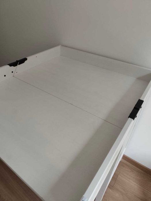 Скрин + маса за повикване, Sundvik, IKEA/Комод + стол для пеленания, Sundvik, IKEA