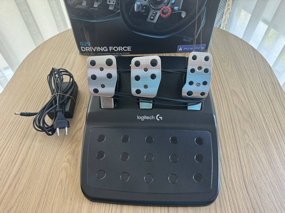 Logitech Driving Force G29