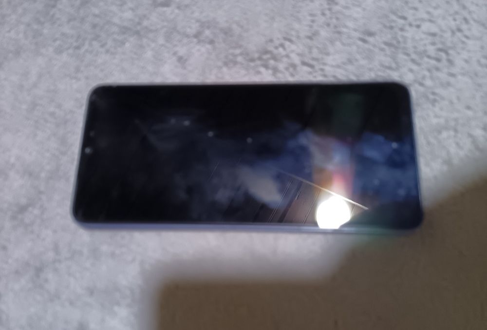 Telefoane pentru piese, sparte displayul