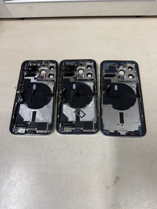 Carcasa originala iphone 13 pro