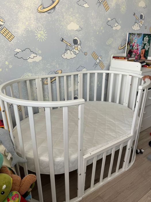 Детский комод и кроватка