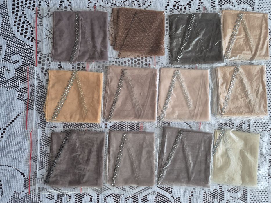 Baticuri cu pietricele deosebite