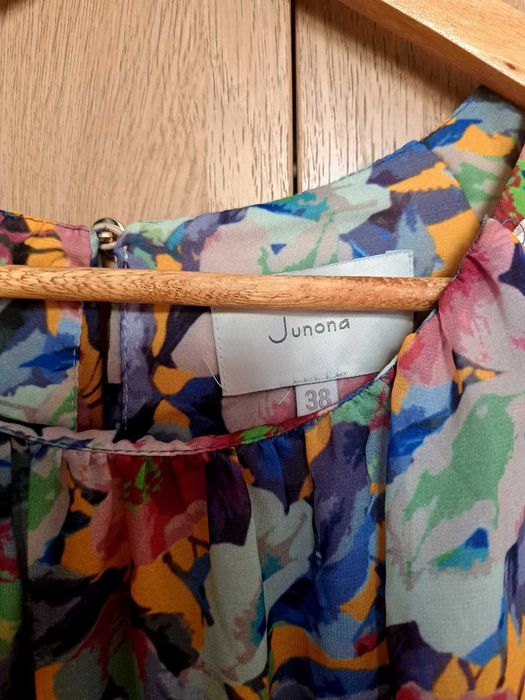 Junona рокля, дълга, размер 38, чисто нова, цената не се преговаря.