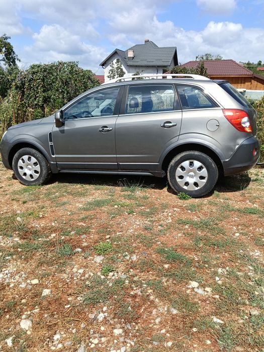 Vând Opel antara