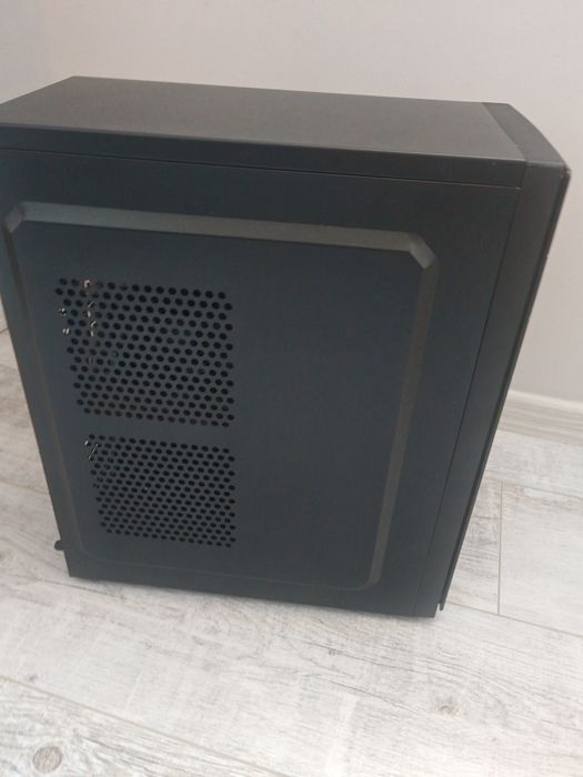 Настолен офис компютър i5 9400 256 GB SSD 8Gb RAM DD4