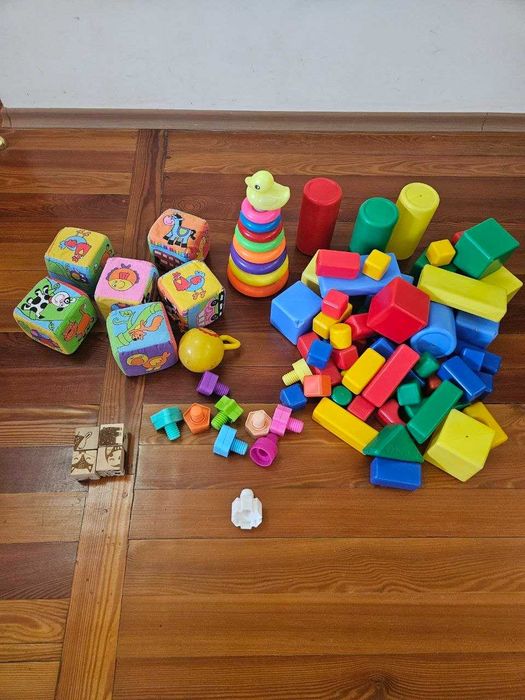 Детские игрушки для детей 2-3 лет